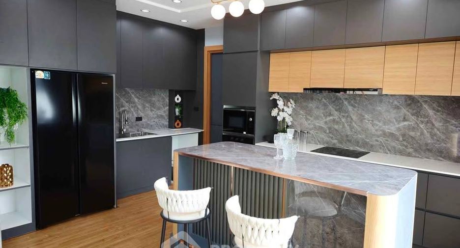Casa en venta de 3 habitaciones en Bang Lamung, Chonburi
