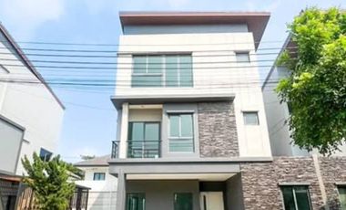 Reihenhaus zum Kauf mit 4 Zimmer in Thung Khru, Bangkok