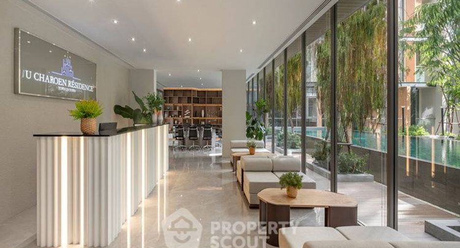 For sale 2 bedrooms condo in Wang Thonglang, Bangkok