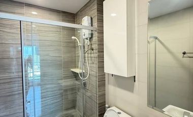 À vendre 1 chambre condo à Bang Kapi, Bangkok
