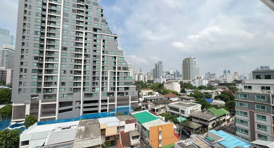 出租 3 卧室 公寓 在 Watthana, 曼谷