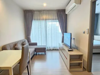 For rent 1 bed condo in Huai Khwang, Bangkok