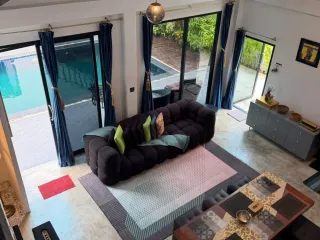 À louer 4 chambres villa à Mueang Krabi, Krabi