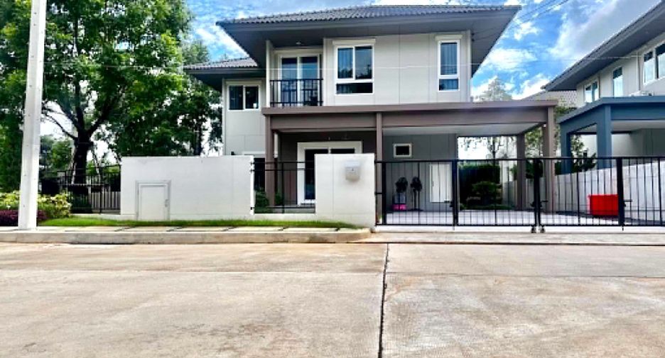 Casa en alquiler de 4 habitaciones en Mueang Phuket, Phuket