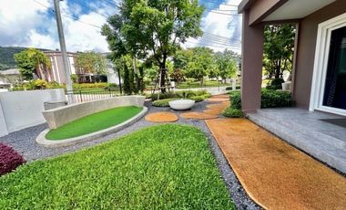 Casa en alquiler de 4 habitaciones en Mueang Phuket, Phuket