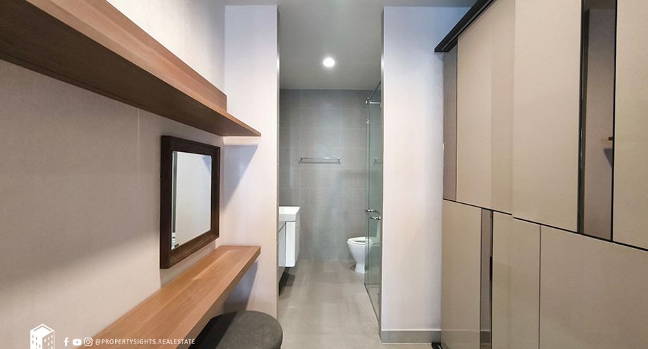 Wohnung zur Miete mit 1 Zimmer in Pathum Wan, Bangkok