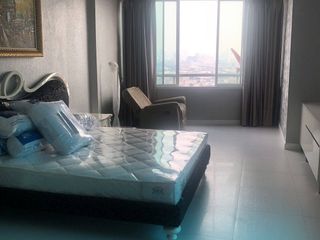 For sale 6 ベッドルーム condo in Bang Phlat, Bangkok
