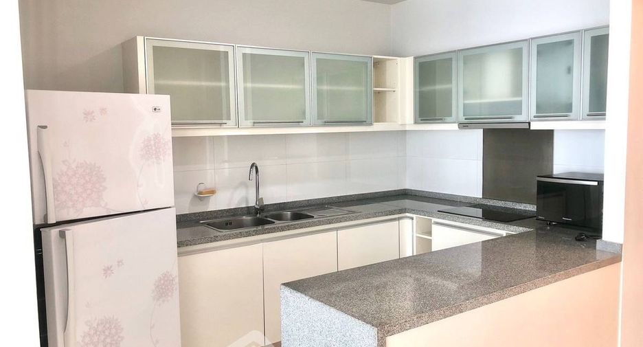 For sale 2 bedrooms condo in Khlong Toei, Bangkok