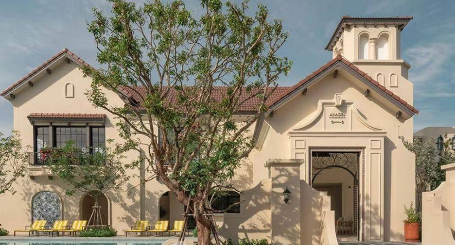 For sale 3 bedrooms townhouse in Lat Krabang, Bangkok