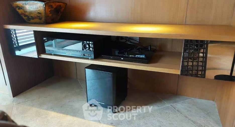 À vendre 2 chambres condo à Sathon, Bangkok