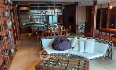For sale 2 bedrooms condo in Sathon, Bangkok