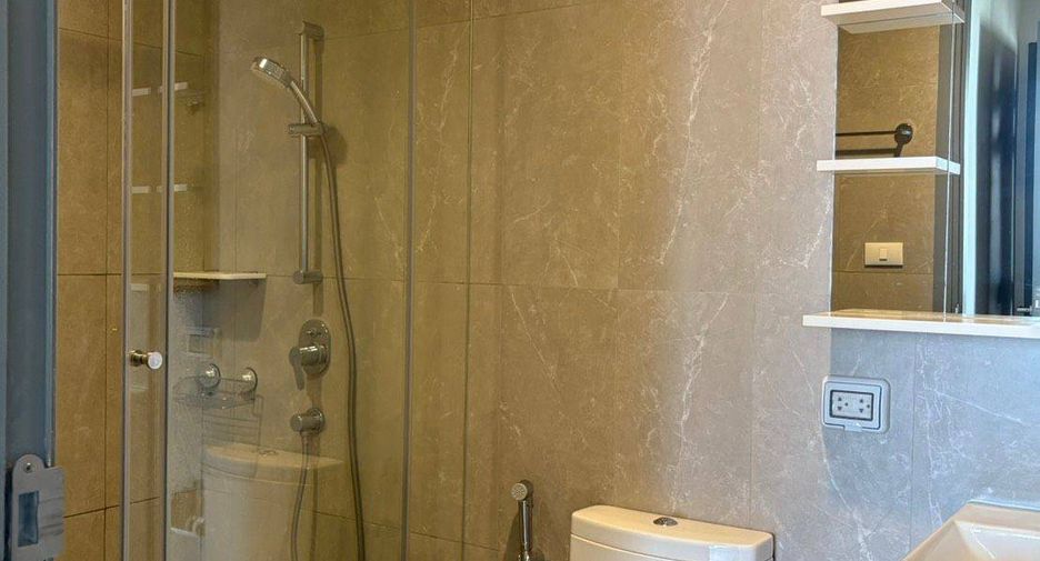 Продажа 2 спальни кондо в Сатхон, Бангкок