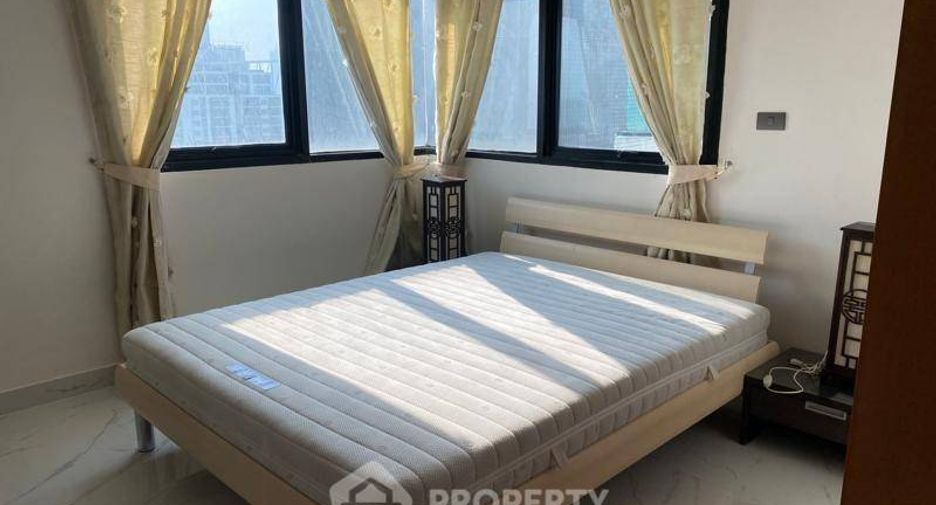 For sale 3 bedrooms condo in Sathon, Bangkok