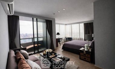 Продажа 3 спальни кондо в Банг Рак, Бангкок