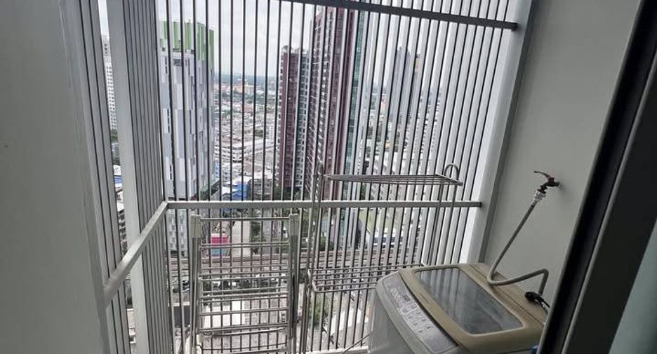 For sale 1 bed condo in Khlong Toei, Bangkok