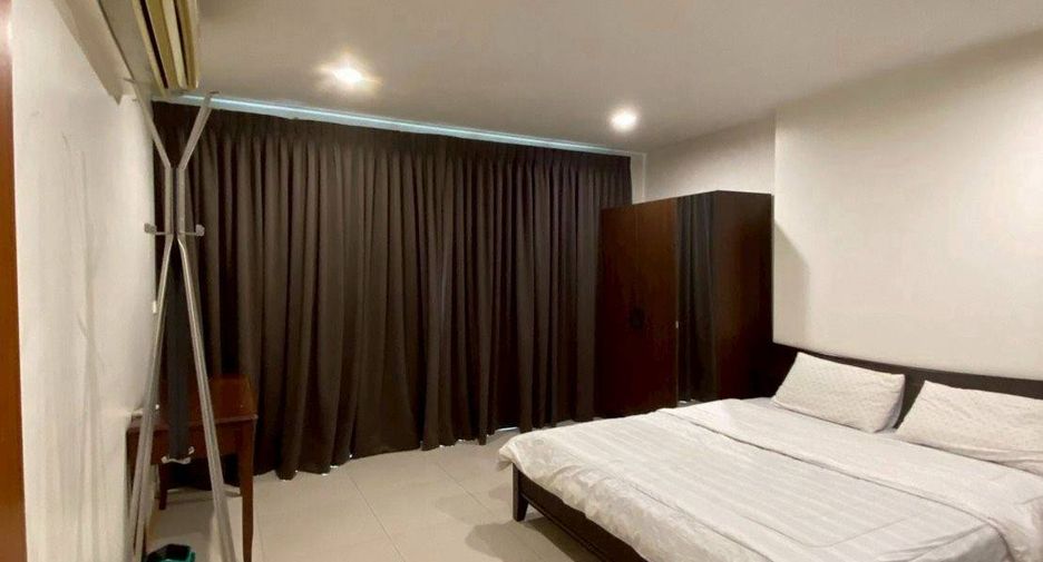 À vendre 2 chambres condo à Bang Rak, Bangkok