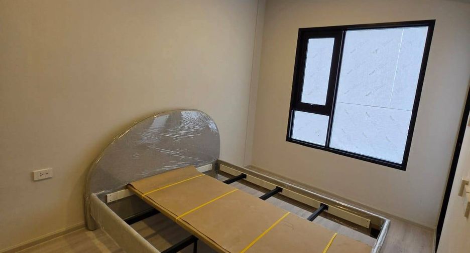 À vendre 3 chambres condo à Huai Khwang, Bangkok