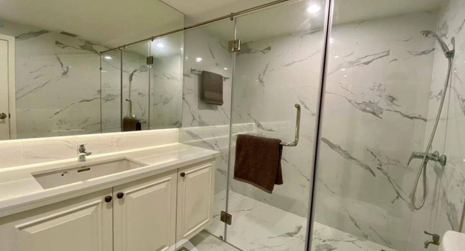 Продажа 2 спальни кондо в Банг Рак, Бангкок