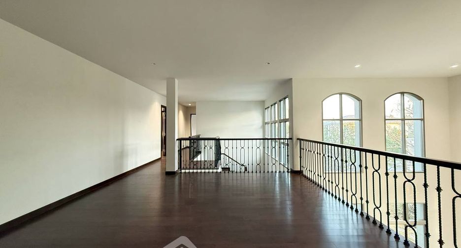 出售 5 卧室 独立屋 在 Lat Krabang, 曼谷