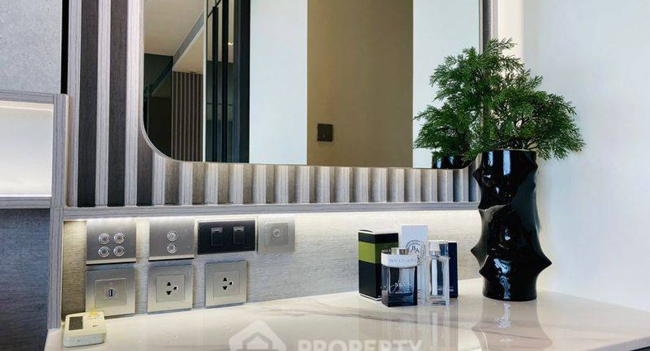 À vendre 1 chambre condo à Khlong Toei, Bangkok