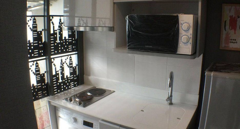 Condo en venta de 1 habitaciones en Huai Khwang, Bangkok