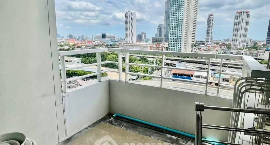 For sale 1 bed condo in Khlong San, Bangkok