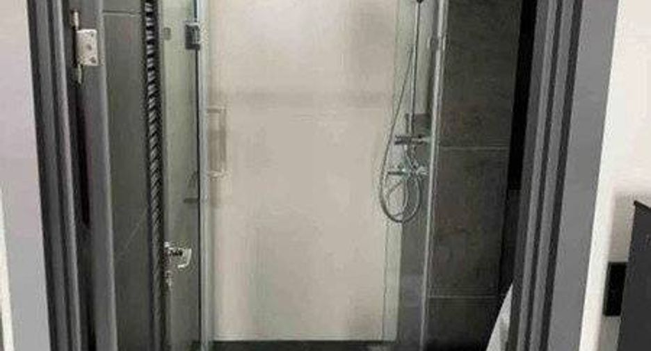 For sale 2 ベッドルーム condo in Bang Phlat, Bangkok