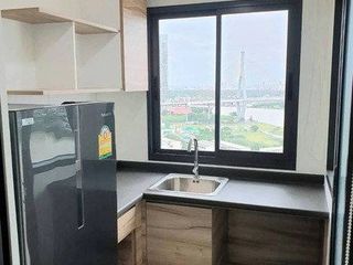 À vendre 2 chambres condo à Yan Nawa, Bangkok