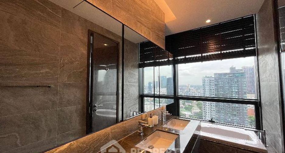Wohnung zum Kauf mit 2 Zimmer in Khlong Toei, Bangkok
