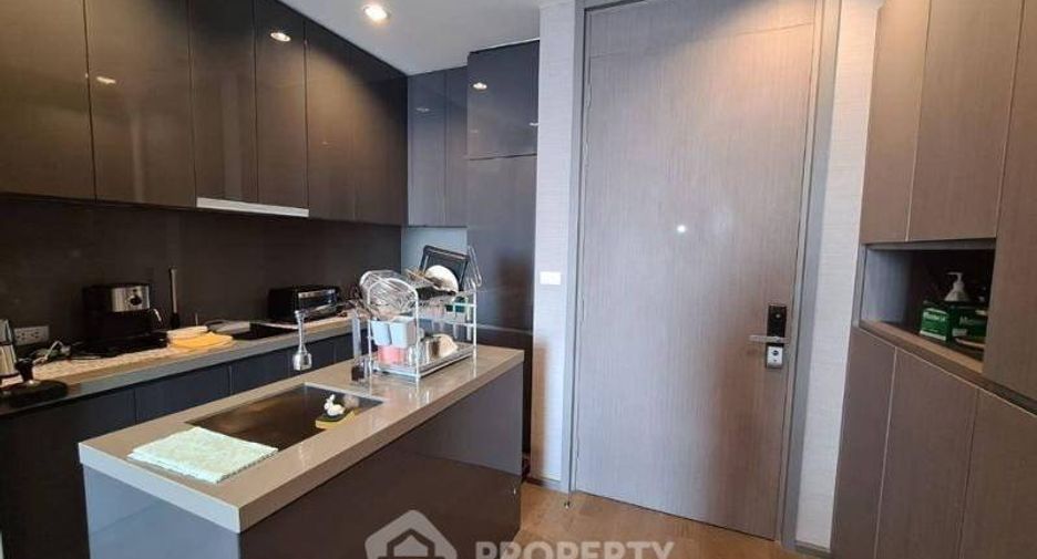 For sale 3 bedrooms condo in Sathon, Bangkok
