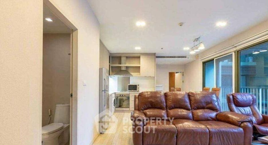 For sale 2 ベッドルーム condo in Watthana, Bangkok