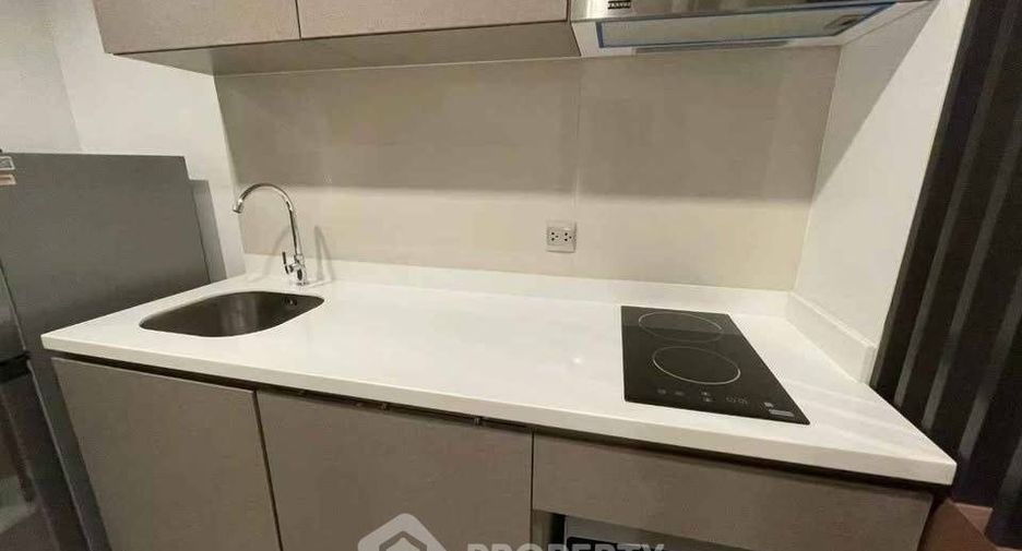 À vendre 1 chambre condo à Huai Khwang, Bangkok