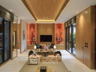 Casa en venta de 5 habitaciones en Suan Luang, Bangkok