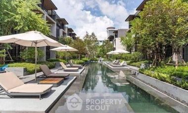 Casa adosada en alquiler y en venta de 4 habitaciones en Watthana, Bangkok