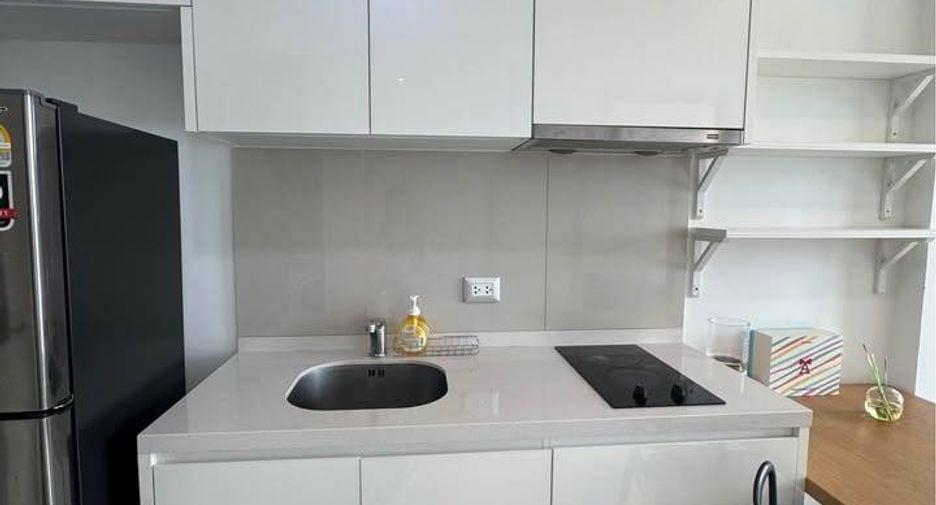 Wohnung zum Kauf mit 1 Zimmer in Khlong Toei, Bangkok