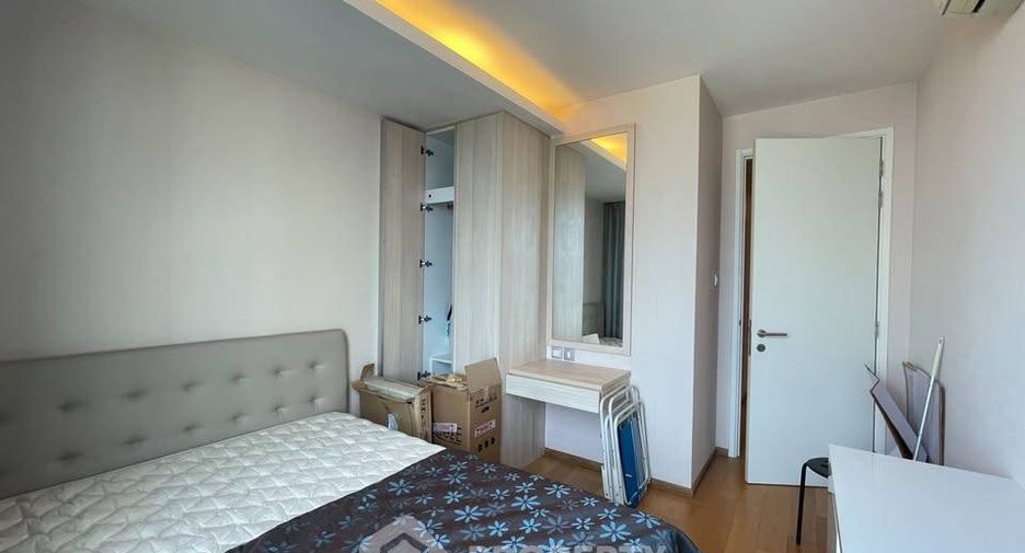 À vendre 2 chambres condo à Watthana, Bangkok