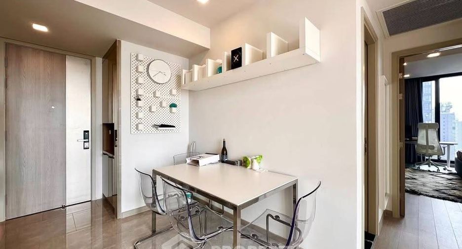 For sale 2 ベッドルーム condo in Huai Khwang, Bangkok