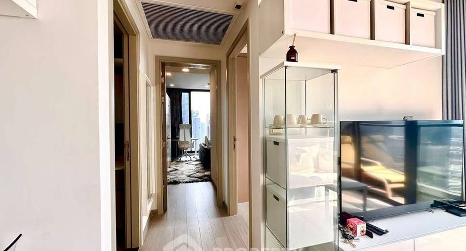 For sale 2 ベッドルーム condo in Huai Khwang, Bangkok