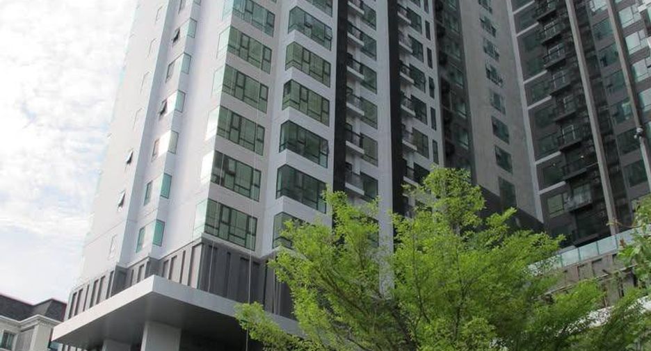 For sale 2 bedrooms condo in Khlong Toei, Bangkok