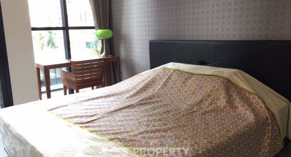 For rent 1 bed condo in Pathum Wan, Bangkok