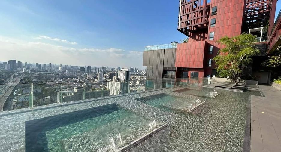 For rent 1 bed condo in Huai Khwang, Bangkok