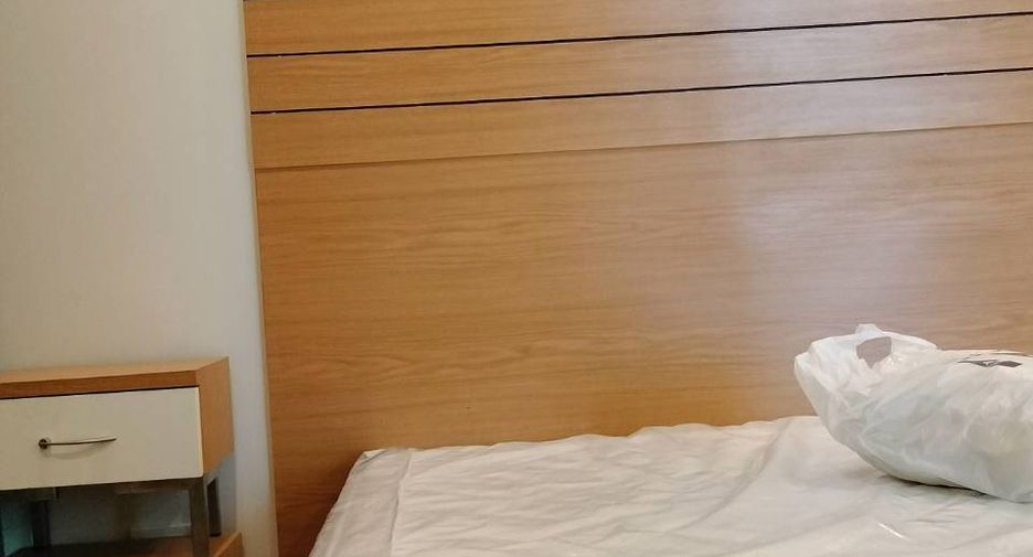 Condo en alquiler de 1 habitaciones en Khlong Toei, Bangkok