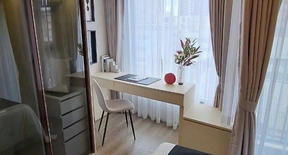 For rent 1 bed condo in Huai Khwang, Bangkok