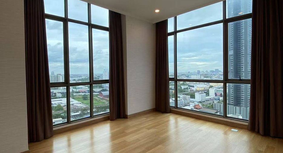 For rent 3 ベッドルーム condo in Watthana, Bangkok