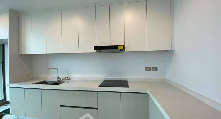 For rent 3 ベッドルーム condo in Watthana, Bangkok