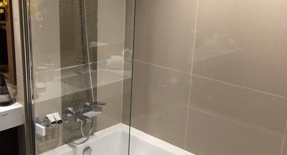 For rent 1 bed condo in Phra Khanong, Bangkok