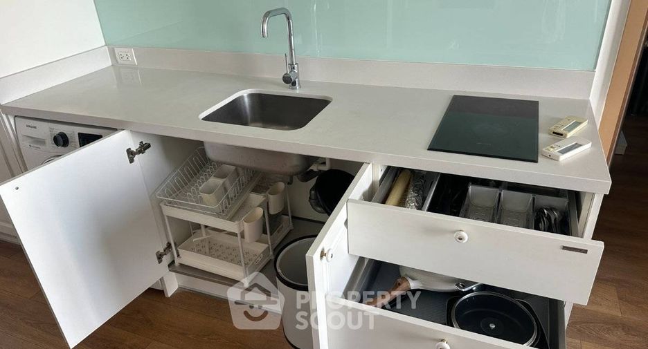 For rent 1 Beds condo in Watthana, Bangkok