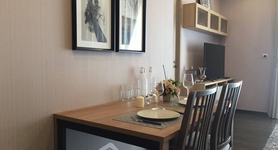 Condo en alquiler de 1 habitaciones en Khlong Toei, Bangkok