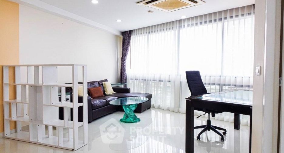 For rent 3 ベッドルーム condo in Khlong Toei, Bangkok