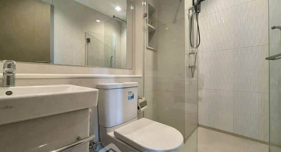Condo en alquiler de 1 habitaciones en Huai Khwang, Bangkok